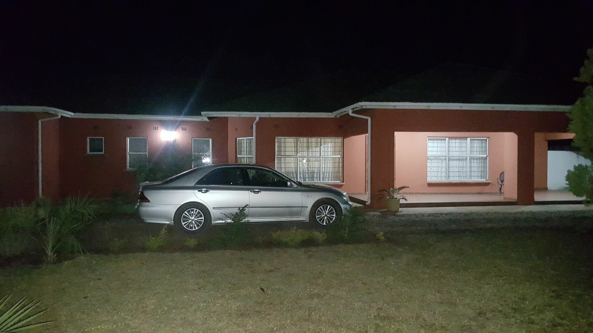 Cypress Executive Lodge Livingstone Exterior foto